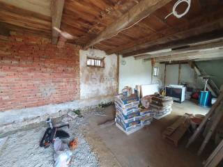 Kuca prizemnica, Prodaja, Kapela, Starcevljani