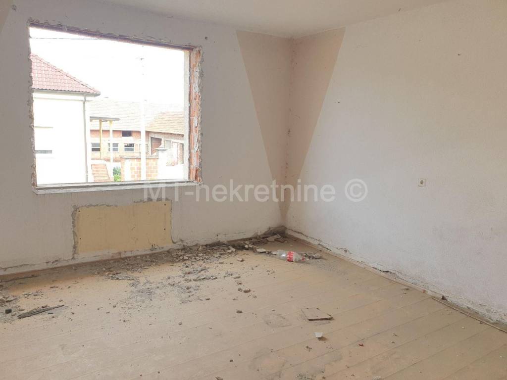 Obiteljska kuca, Prodaja, Kapela, Kapela