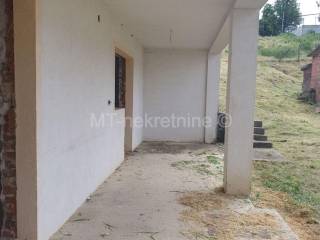 Obiteljska kuca, Prodaja, Kapela, Kapela