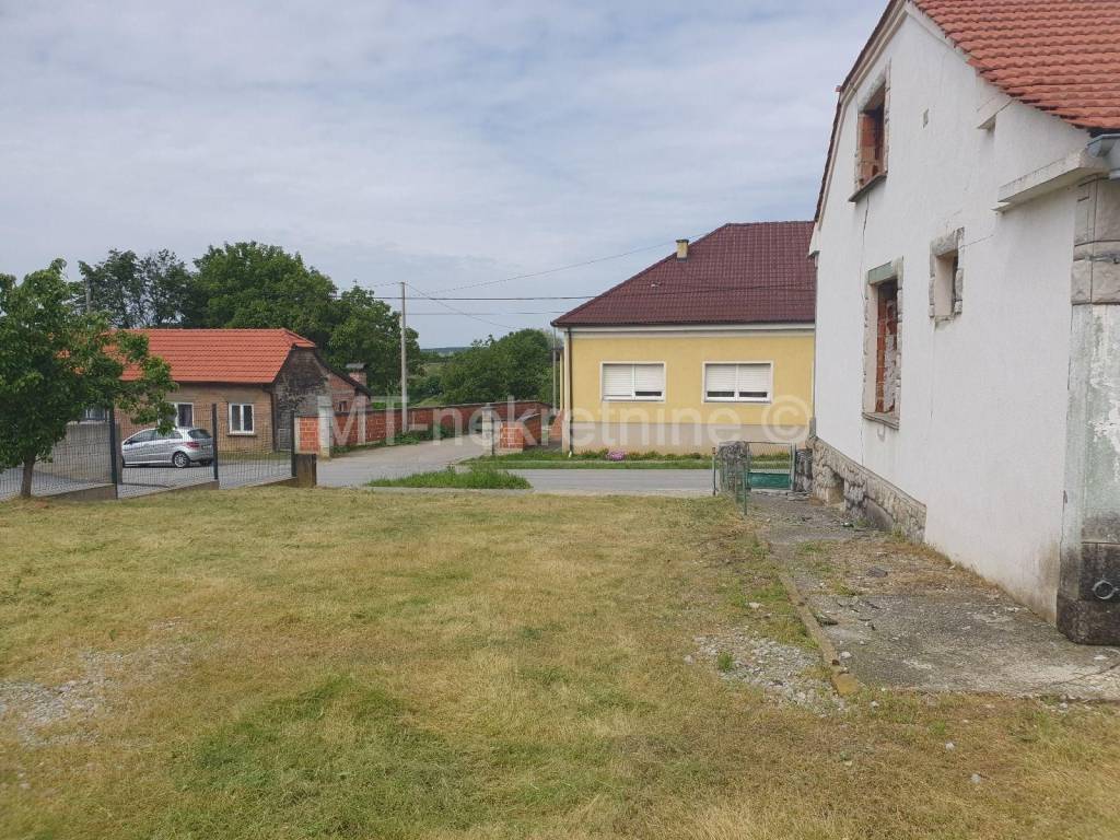 Obiteljska kuca, Prodaja, Kapela, Kapela