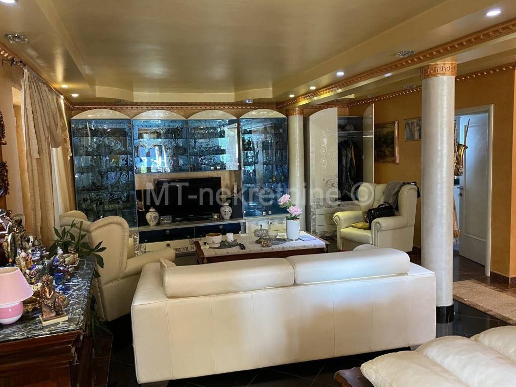 Stan u zgradi, Prodaja, Bjelovar, Bjelovar