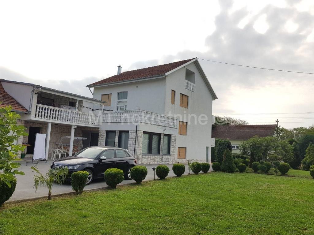 Obiteljska kuca, Prodaja, Nova Raca, Bedenik