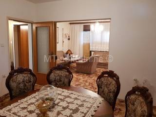 Obiteljska kuca, Prodaja, Nova Raca, Bedenik