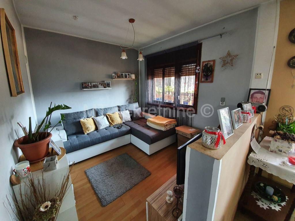 Obiteljska kuca, Prodaja, Kapela, Jabuceta