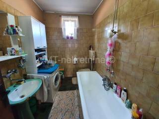 Obiteljska kuca, Prodaja, Kapela, Jabuceta