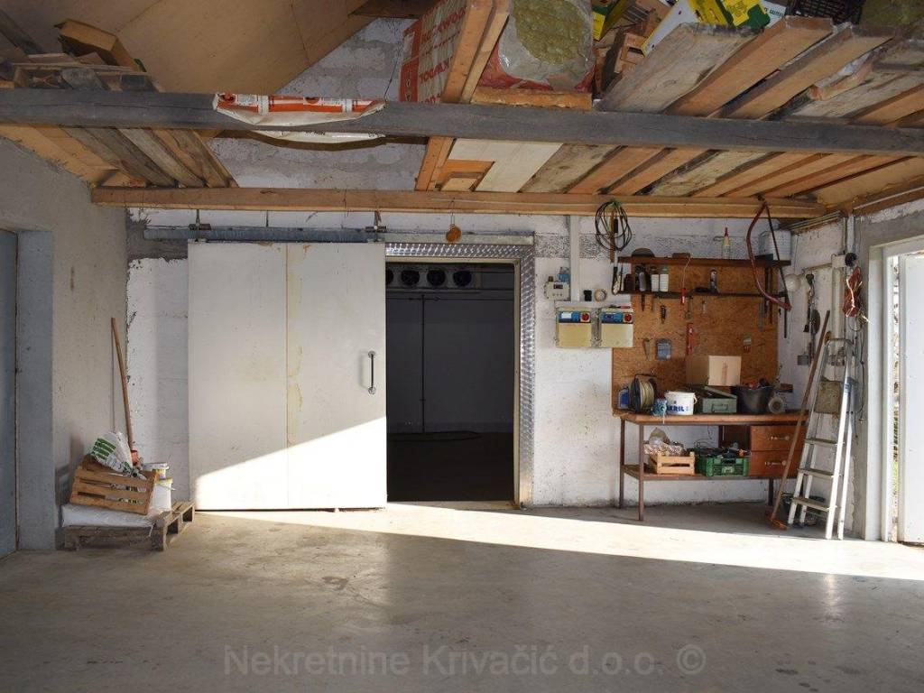 Stambeno poslovni objekt, Prodaja, Bjelovar - Okolica, Prespa