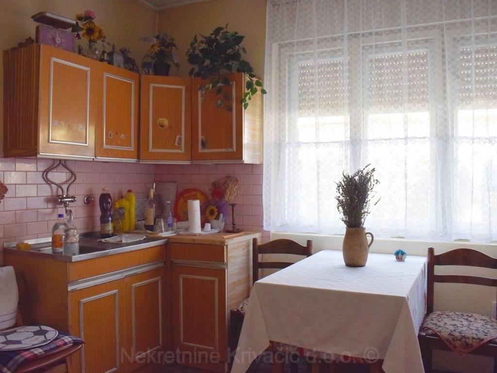 Samostojeca kuca, Prodaja, Stefanje, Narta