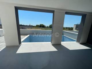 Dvojna kuća, Prodaja, Vrsi, Vrsi