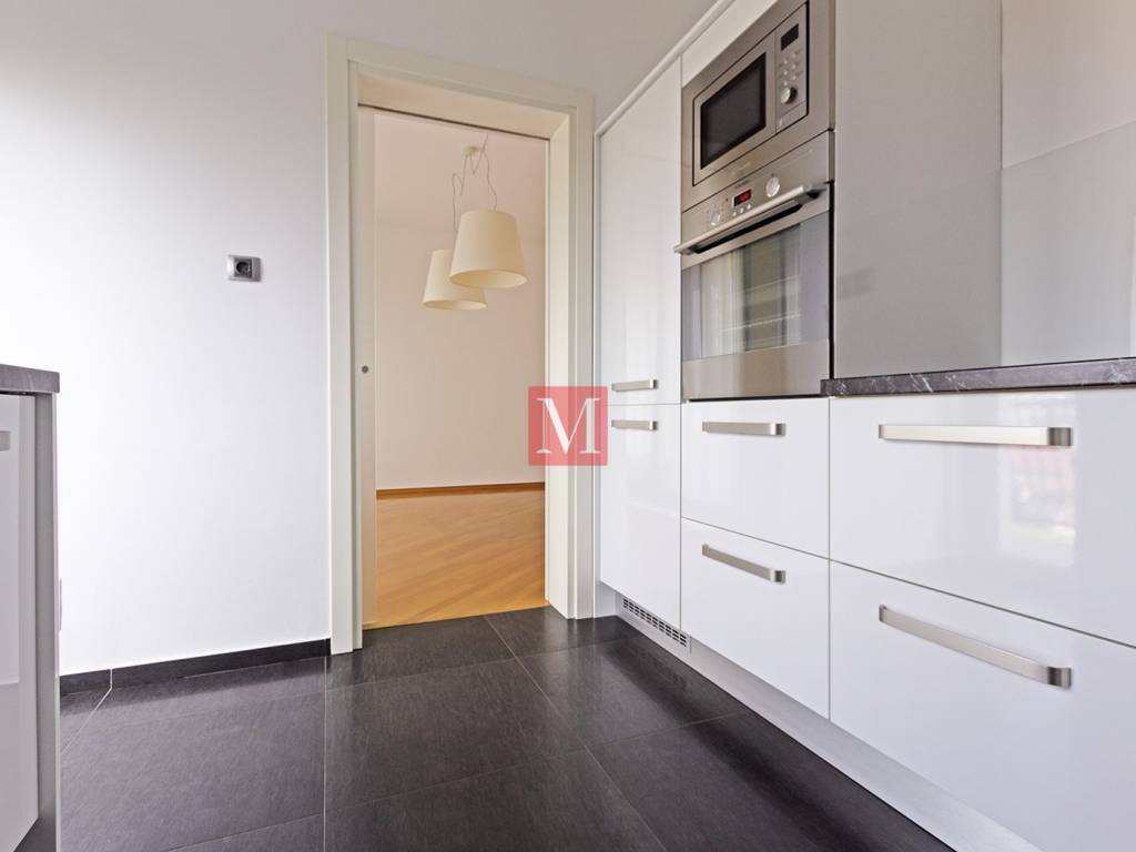 Stan u zgradi, Najam, Zagreb, Gornji Grad - Medveščak