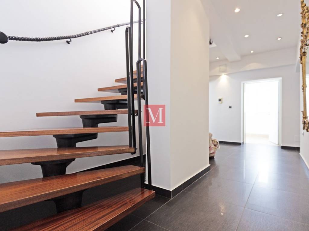 Stan u zgradi, Najam, Zagreb, Gornji Grad - Medveščak