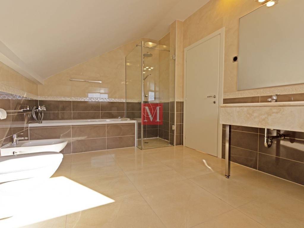 Stan u zgradi, Najam, Zagreb, Gornji Grad - Medveščak