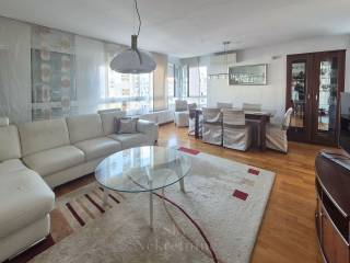 Stan u zgradi, Najam, Zagreb, Trešnjevka - jug