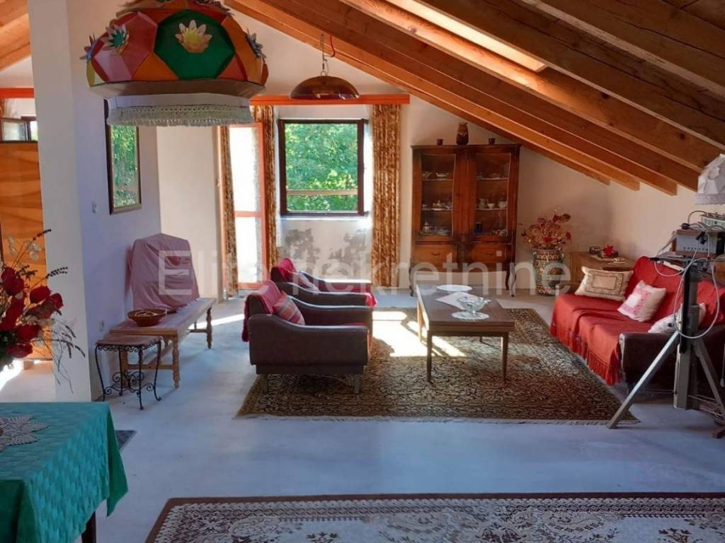 Samostojeća kuća, Prodaja, Opatija - Okolica, Veprinac