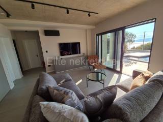 Vila, Najam, Kostrena, Kostrena