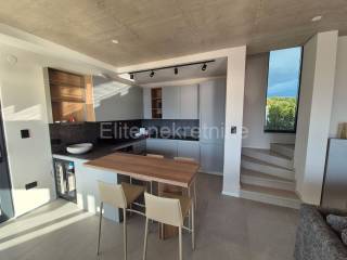 Vila, Najam, Kostrena, Kostrena