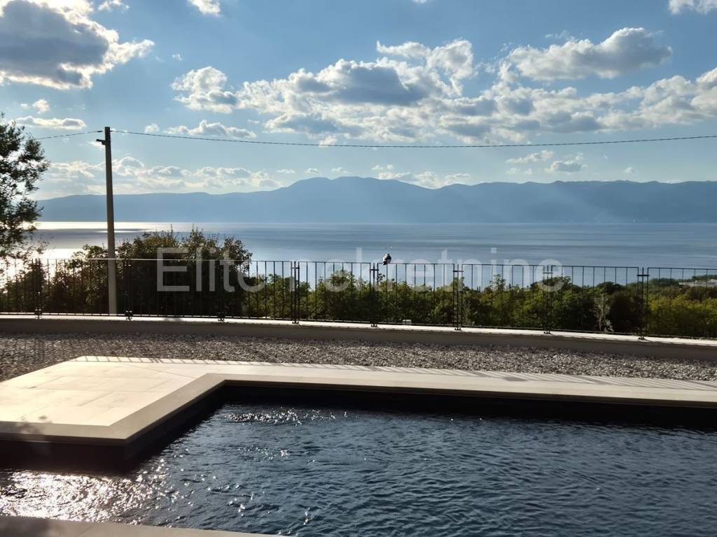 Vila, Najam, Kostrena, Kostrena