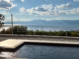 Vila, Najam, Kostrena, Kostrena