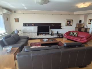 Stan u zgradi, Najam, Rijeka, Zapad