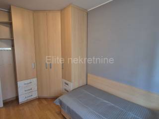 Stan u zgradi, Najam, Rijeka, Zapad