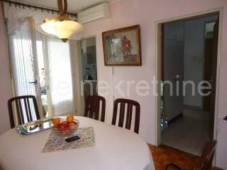 Stan u zgradi, Najam, Rijeka, Zapad