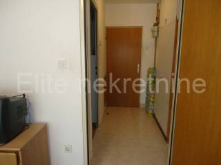 Stan u zgradi, Najam, Rijeka, Zapad