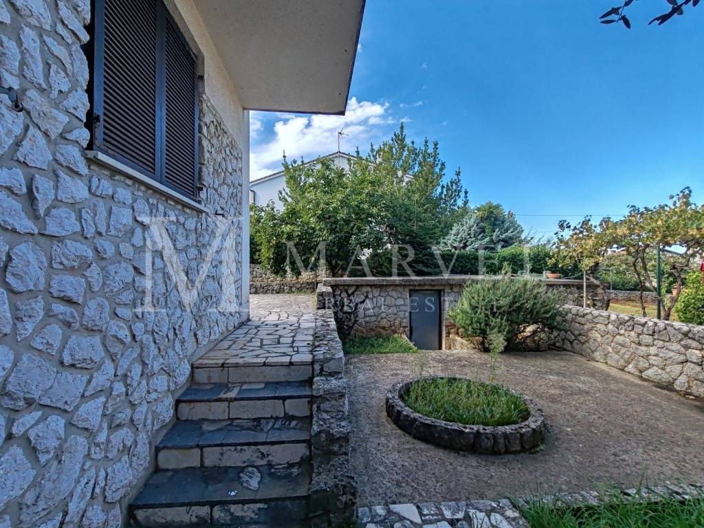 Samostojeća kuća, Prodaja, Malinska-dubašnica, Malinska