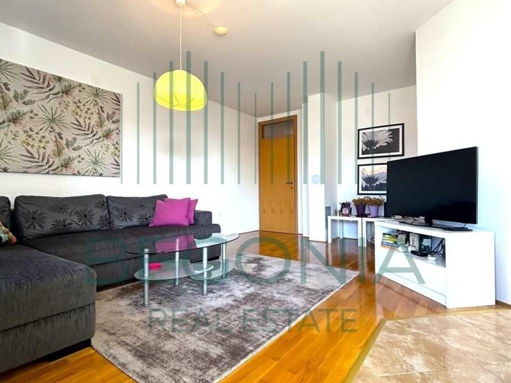 Stan u zgradi, Prodaja, Zadar, Zadar