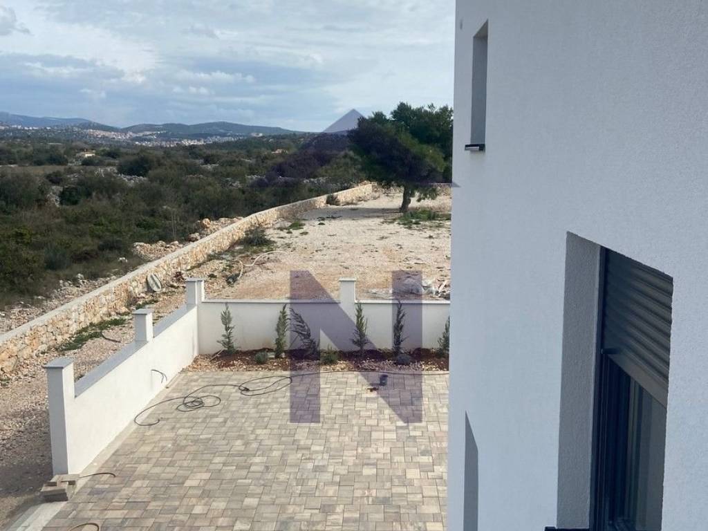 Dvojna kuća, Prodaja, Šibenik - Okolica, Jadrija