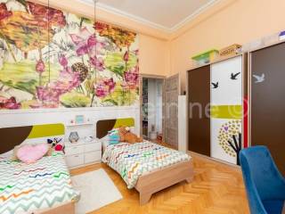 Stan u kući, Prodaja, Dugi rat, Dugi Rat