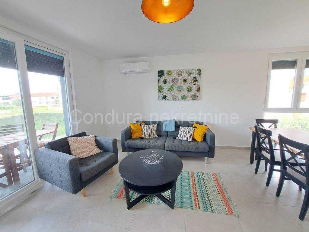 Apartman na moru, Prodaja, Nin, Nin