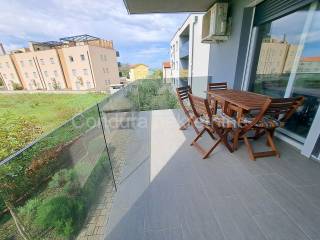 Apartman na moru, Prodaja, Nin, Nin