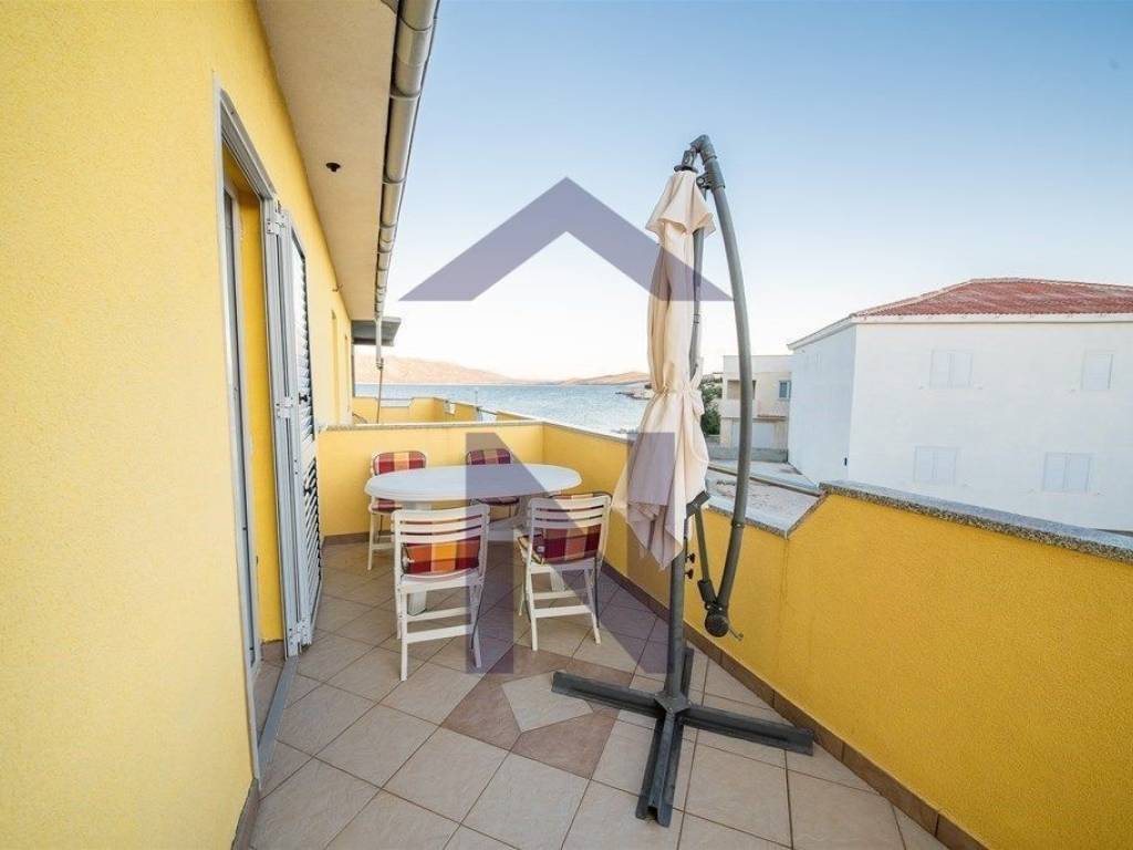 Dvojna kuća, Prodaja, Ražanac, Ražanac