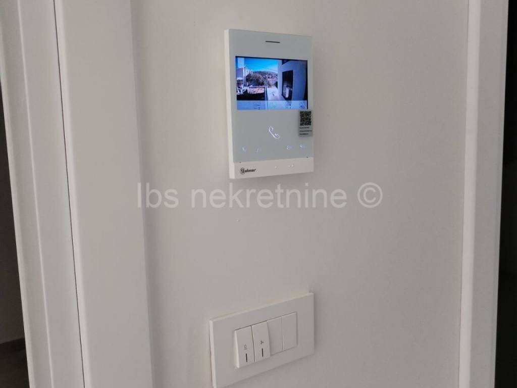 Stan u novogradnji, Prodaja, Okrug, Okrug Gornji