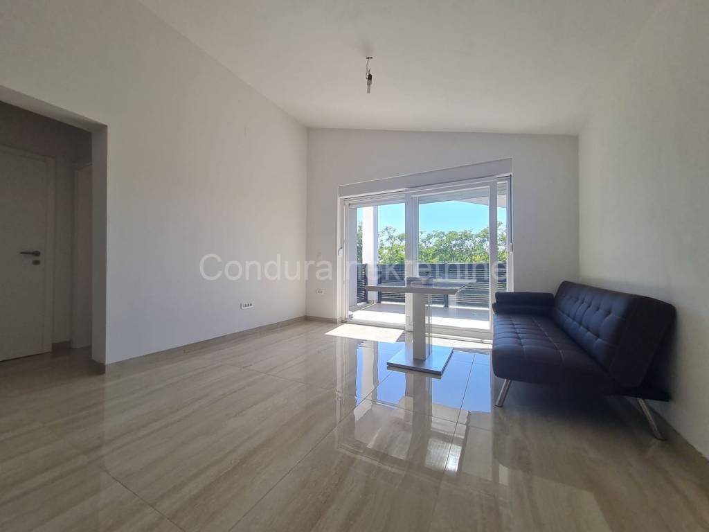 Apartman na moru, Prodaja, Vir, Vir