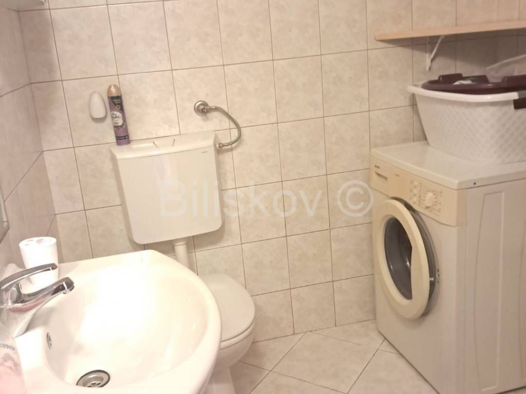 Stan u kući, Najam, Split, Split