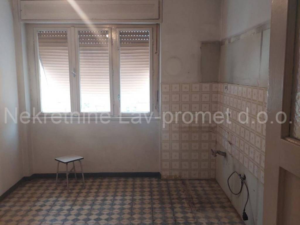 Stan u zgradi, Prodaja, Split, Split