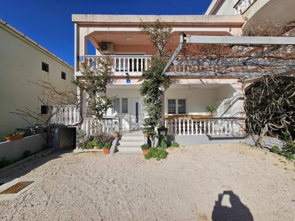 Dvojna kuća, Prodaja, Vir, Vir