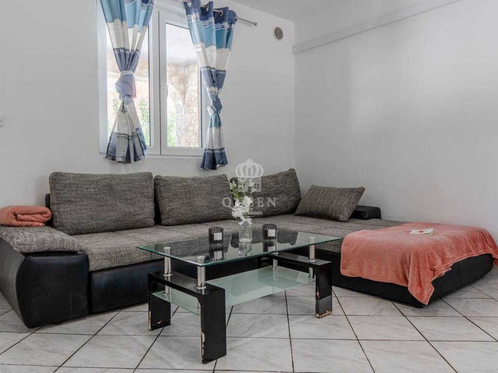 Apartman s okućnicom, Prodaja, Vir, Vir