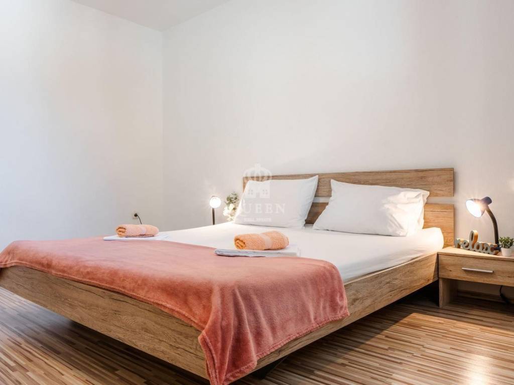 Apartman s okućnicom, Prodaja, Vir, Vir