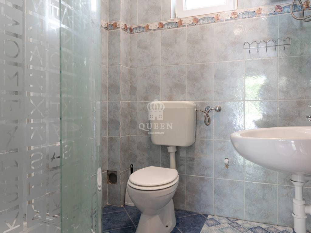 Apartman s okućnicom, Prodaja, Vir, Vir