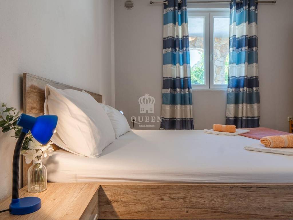 Apartman s okućnicom, Prodaja, Vir, Vir