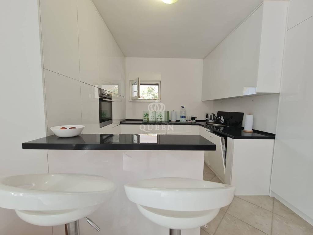 Apartmanska kuća, Prodaja, Vir, Vir