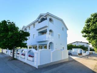 Stambeno poslovni objekt, Prodaja, Privlaka, Privlaka