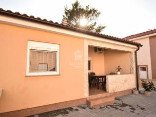 Apartmanska kuća, Prodaja, Vir, Vir