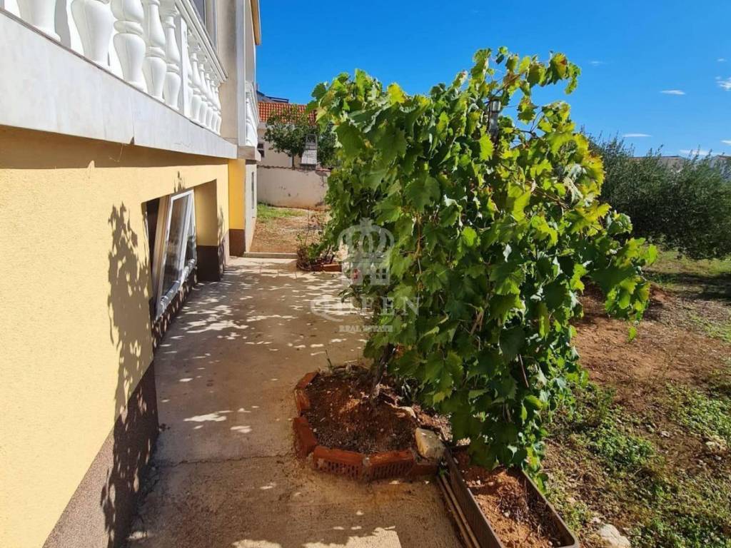 Dvojna kuća, Prodaja, Vir, Vir