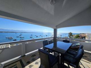 Apartmanska kuća, Prodaja, Vir, Vir