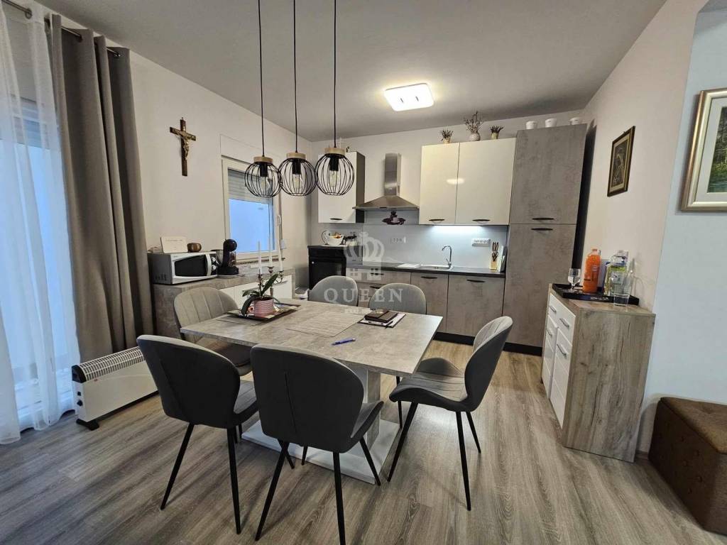 Apartmanska kuća, Prodaja, Vir, Vir