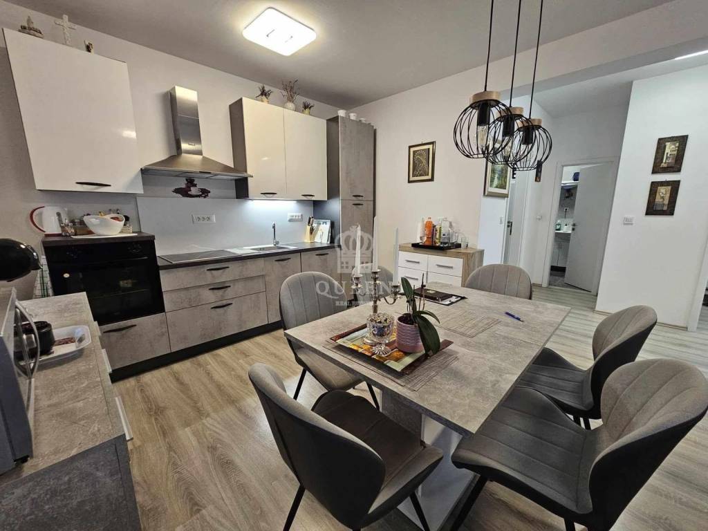 Apartmanska kuća, Prodaja, Vir, Vir