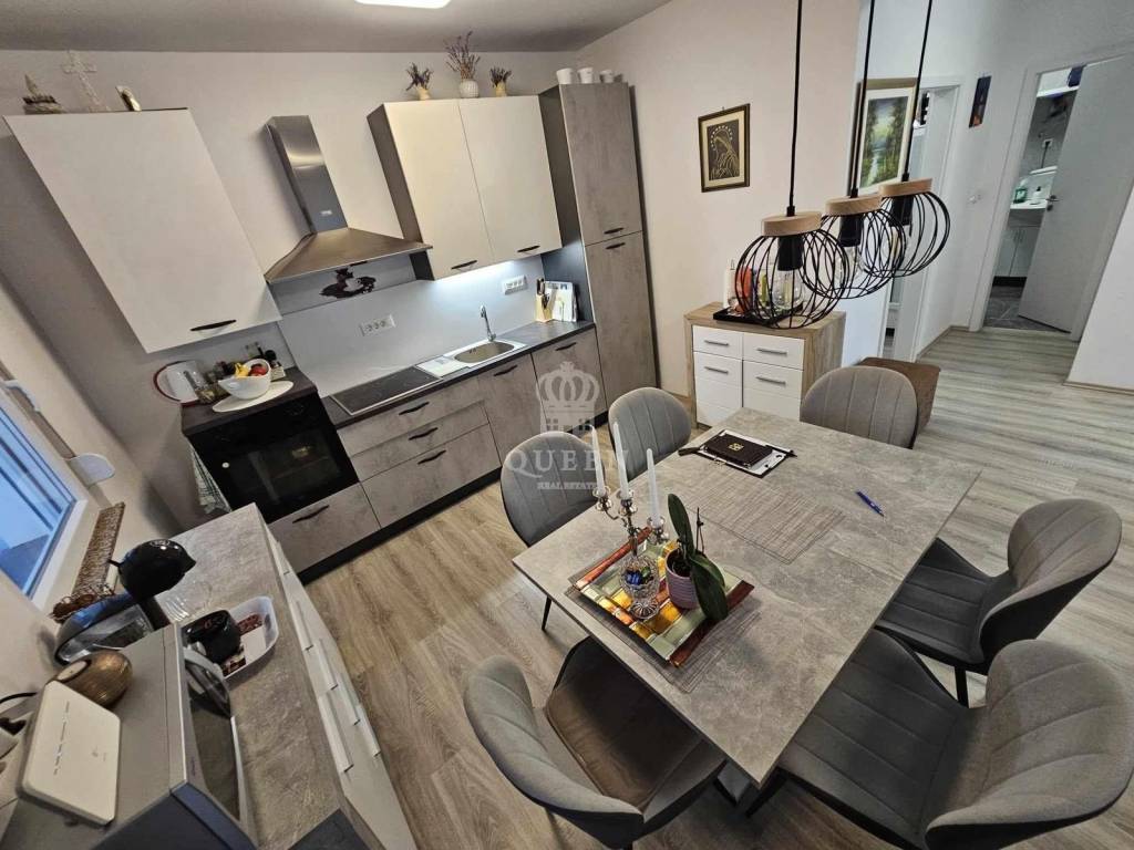 Apartmanska kuća, Prodaja, Vir, Vir