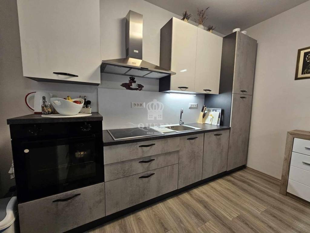 Apartmanska kuća, Prodaja, Vir, Vir